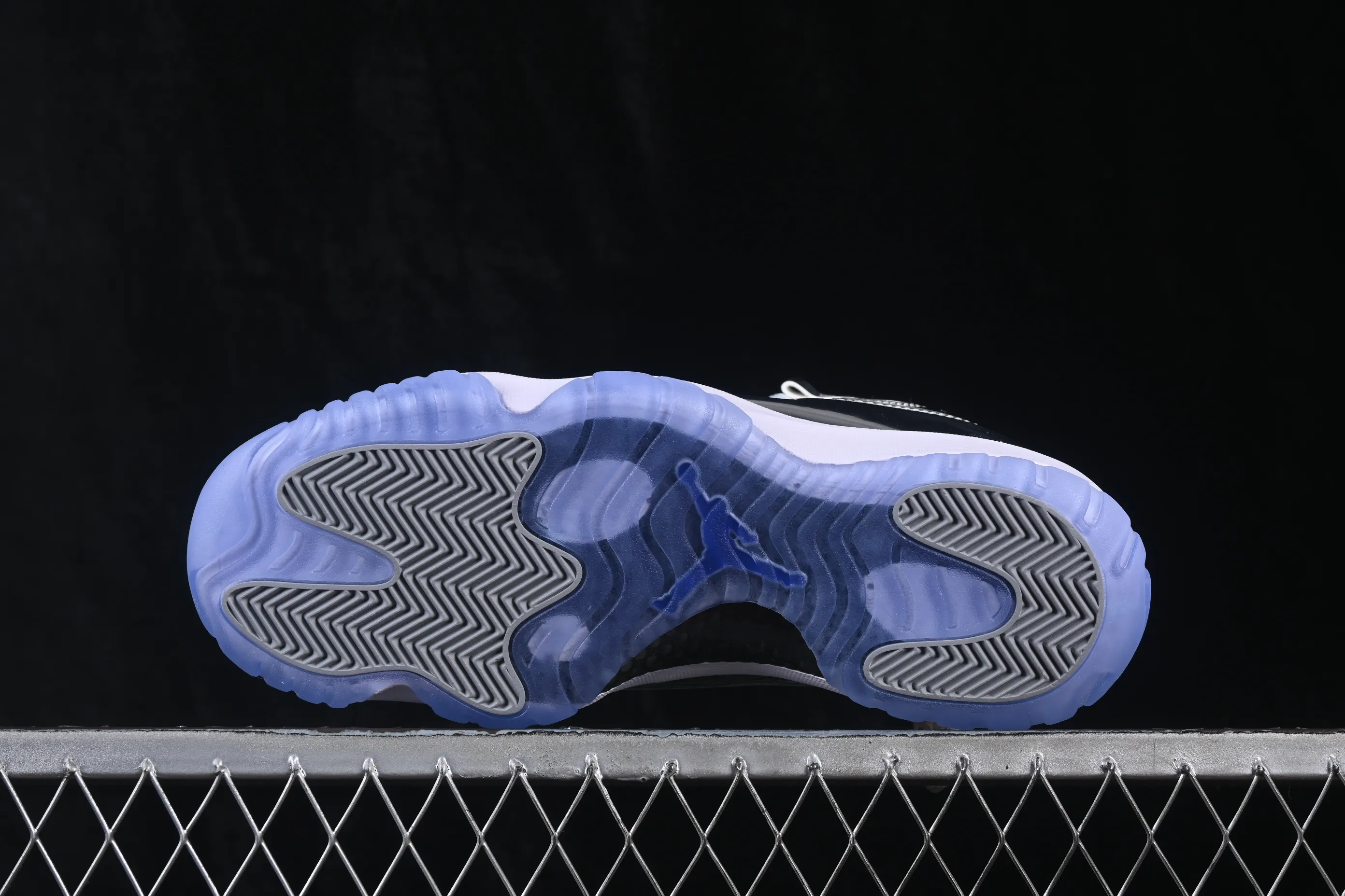 All categories Air Jordan Jordan series basketball shoes Air Jordan 11 Air Jordan 11 Retro AJ11 Joe 11 Leonard Liquid Silver CT8012-730